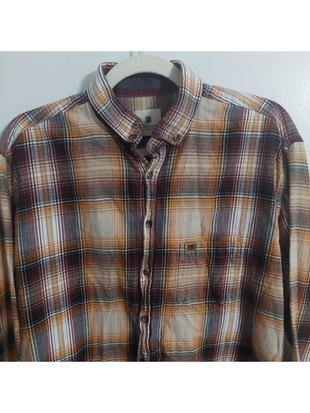 Hatico Sport Men's Regular Fit Plaid Button-Up Shirt Size Large